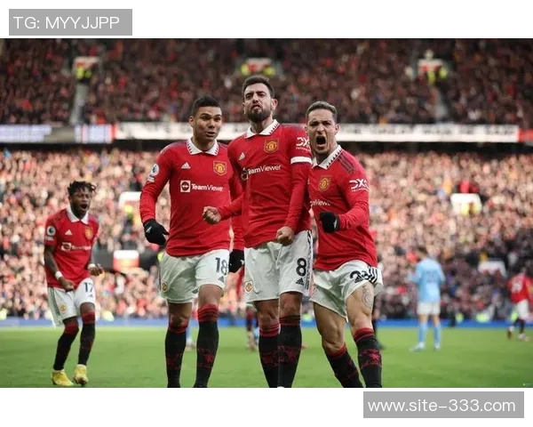 曼联对阵狼队继续采用四后卫阵型B费德里赫特马奎尔缺阵影响战局